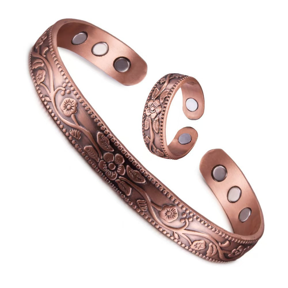 🔥Pulsera + Anillo✨Conjunto creativo de pulsera y anillo magnéticos grabados de estilo retro✨