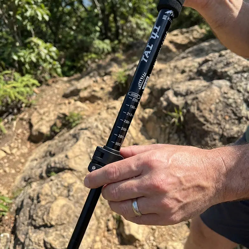Bastón de trekking ajustable de aleación de aluminio: duradero, con absorción de impactos y ligero