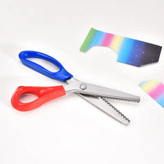 ✂️✨ Barkács varró- és csipkeolló 🧵💖 Precíz és egyszerű vágás minden alkalommal, segítve saját remekművek létrehozását 🎀🌟