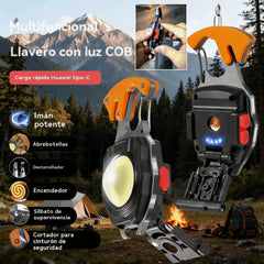 Llavero multifuncional 6 en 1 para exteriores con luz potente y función de encendido de fuego.