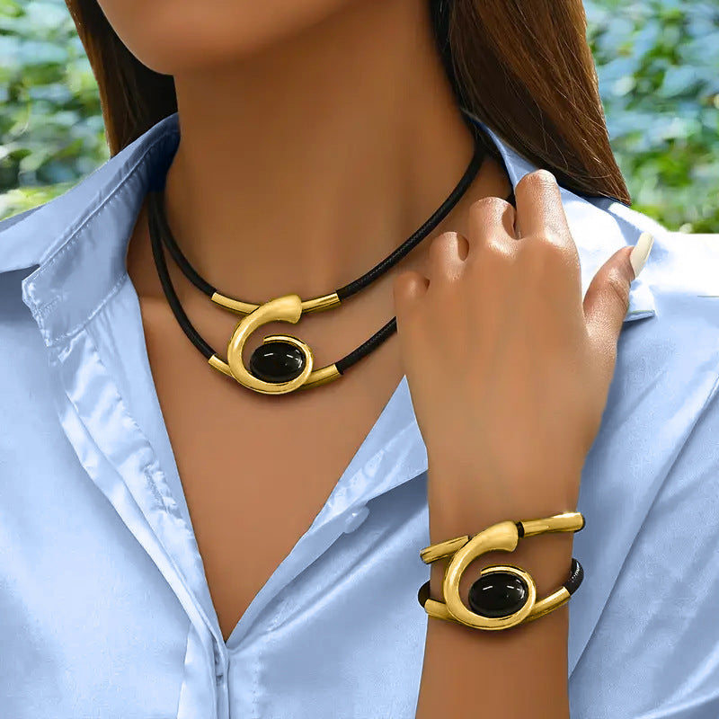 ✨🔥【Compra uno y llévate otro gratis】Conjunto de collar y pulsera de piedras preciosas de estilo bohemio